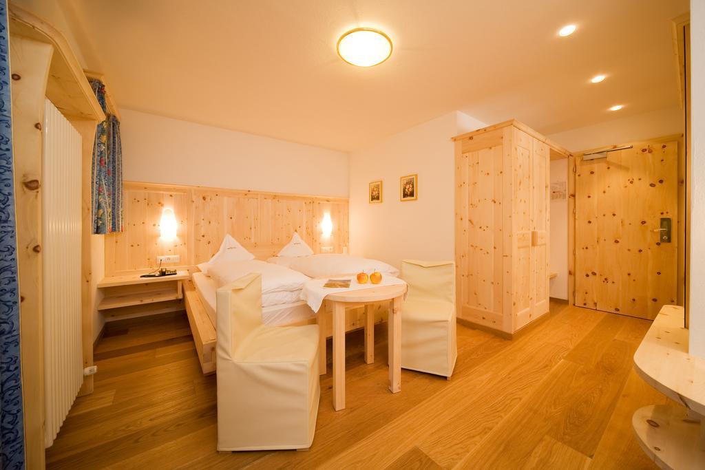 Hotel Jonathan Natz-Schabs Ngoại thất bức ảnh