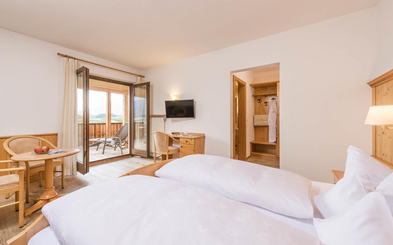 Hotel Jonathan Natz-Schabs Ngoại thất bức ảnh